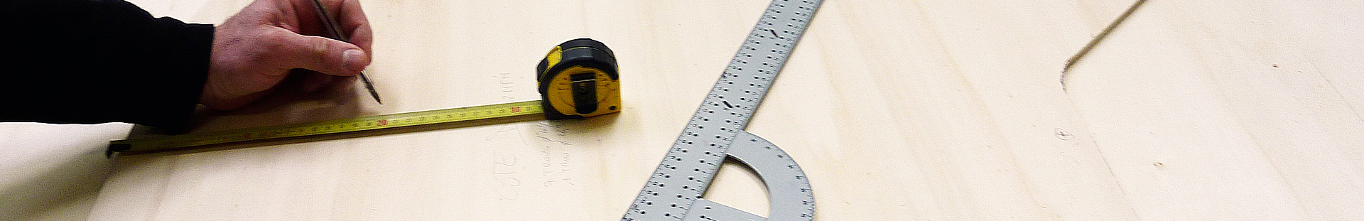 sur-mesure-header